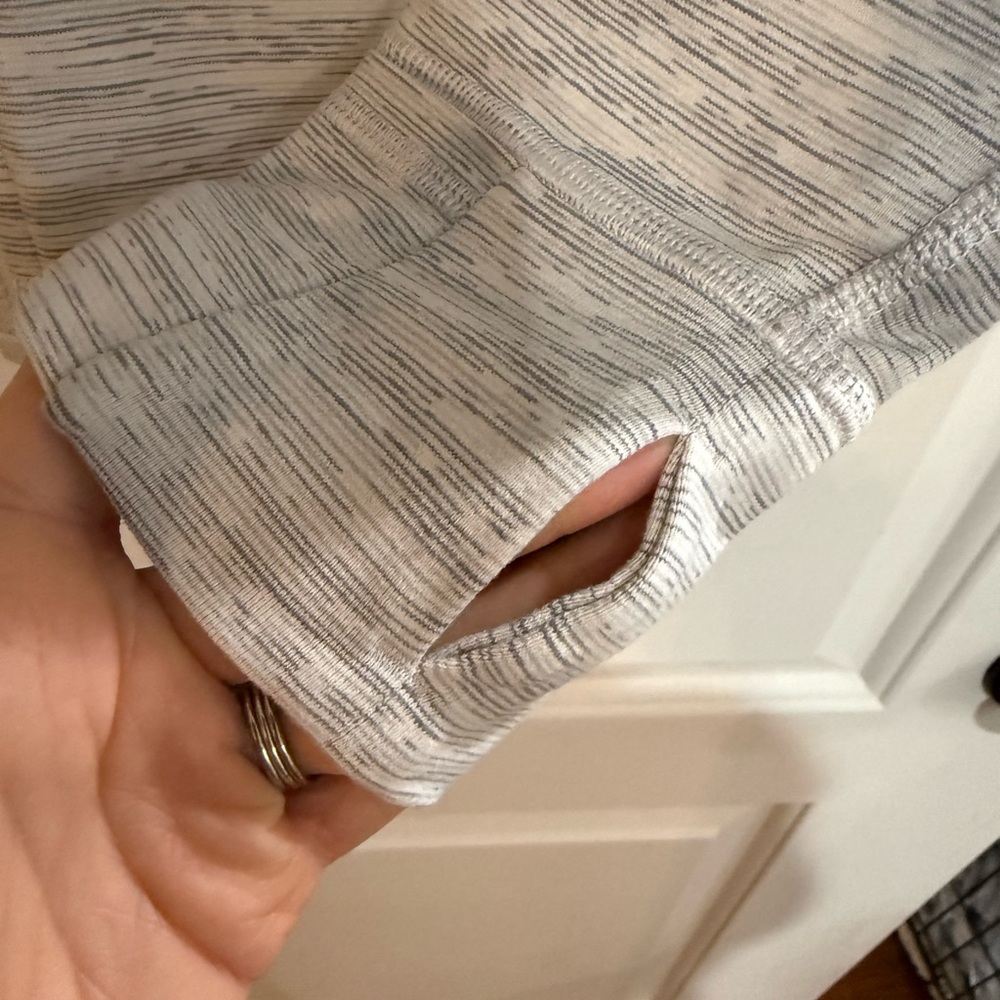 Lululemon Define Nulu Jacket Gray/White - Picture 4 of 6